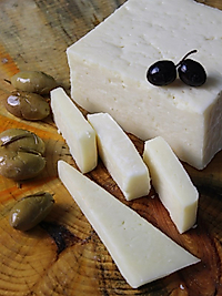 Yarım Yağlı İzmir Tulum Peyniri